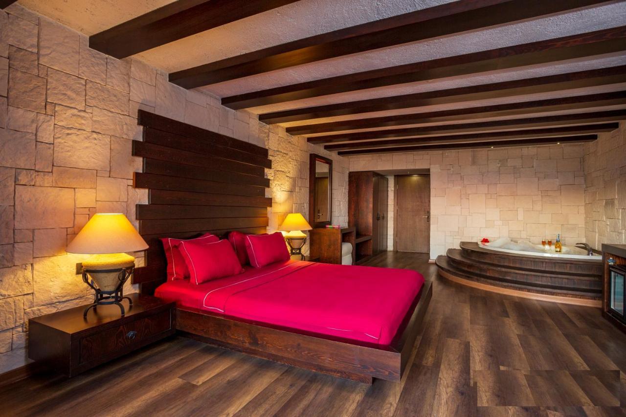 Manaspark Deluxe Hotel Oludeniz Exterior photo