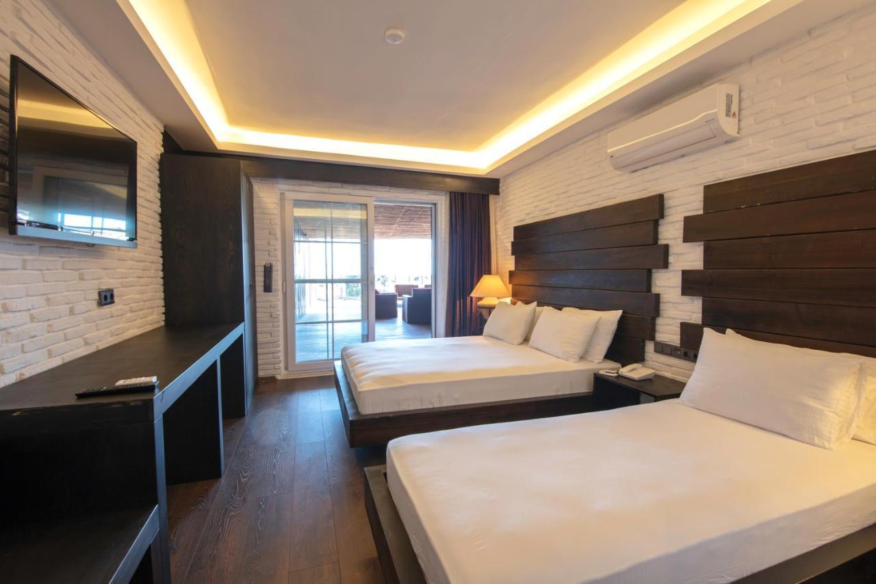 Manaspark Deluxe Hotel Oludeniz Exterior photo